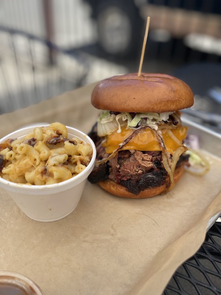Hog Wild Bar-B-Que