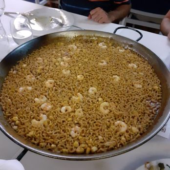 Restaurante La Capella - Fideuá de gambas y calamar - Spanish Near Me - Altea, A Restaurante La Capella - Fideuá de gambas y calamar - Spanish Near Me - Altea, A