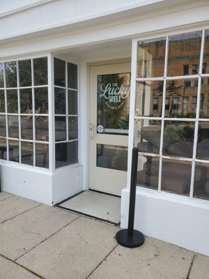 Lucky Well Irish Pub & Eatery by null