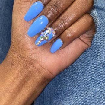 Nail Works - Waxing Near Me - Chicago, Illinois
