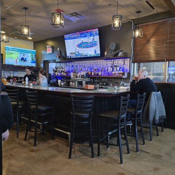 Hebron Grille - Bar area - American Near Me - Hebron, Kentucky
