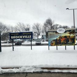 Via Rail Brockville - Art on platform