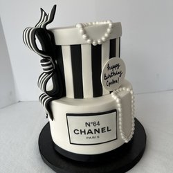Irene's Bakery - Chanel cake!