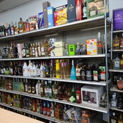 Grab N Go Food & Liquor