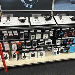 Staples - Headphones