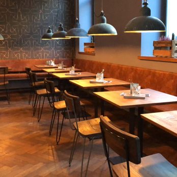 Das Weinheim - Das Weinheim lädt zum Wohlfühlen und Genießen ein - Wine Bars Near Me - Munich, BY