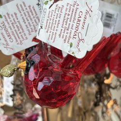 Karen's Hallmark Shop - Cardinal