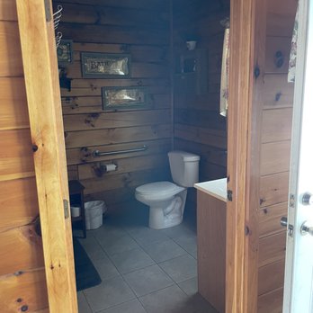 High Rock Hideaways - Bathroom - Vacation Rentals Near Me - South Bloomingville, Ohio