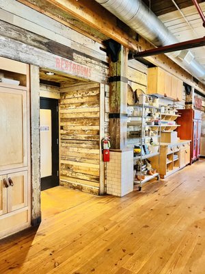 Mercantile & Mash by null