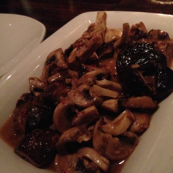 P.F. Chang's - wok cooked mushrooms - Chinese Near Me - Honolulu, Hawaii