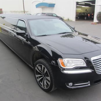 Xtreme Limousine - CHRYSLER 300 - Limos Near Me - Tucson, Arizona Xtreme Limousine - CHRYSLER 300 - Limos Near Me - Tucson, Arizona