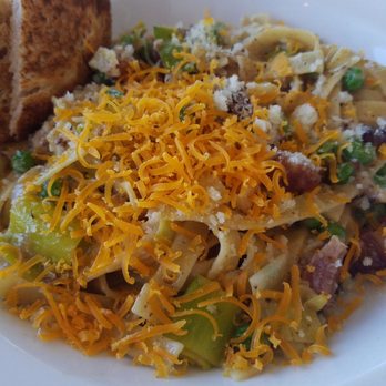Sky 360 - Bacon and Egg Tagliatelle - Canadian (New) Near Me - Calgary, Alberta