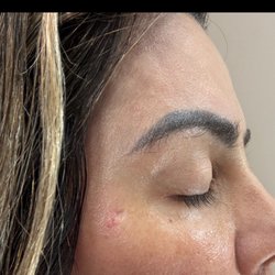 The Brow Boutique - My non-existing results from my micro blading / powder brow procedure