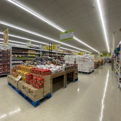 Freshco - Aisles.