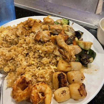 Kira Steakhouse - Hibachi chicken and scallops - Japanese Near Me - Toledo, Ohio Kira Steakhouse - Hibachi chicken and scallops - Japanese Near Me - Toledo, Ohio