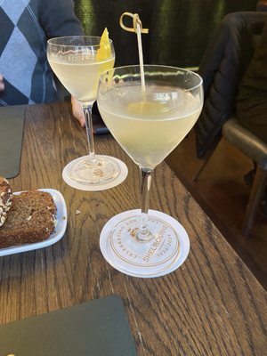 No. 27 Bar & Lounge by null