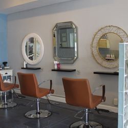 Blue Room Salon