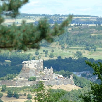Camping l'Europe - Campgrounds Near Me - Murol, 63