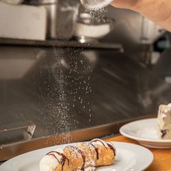 Riviera Pizza - Cannoli