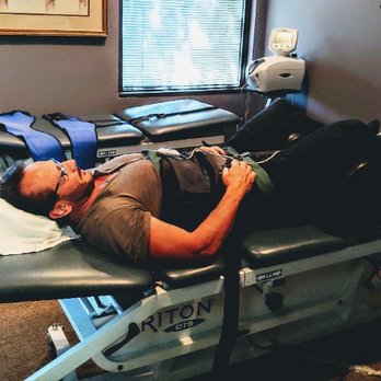 Frostwood Chiropractic Clinic - Decompression therapy is used to gently remove the pressure associated with herniated discs,
sciatica and other compressive conditions. - Chiropractors Near Me - Houston, Texas Frostwood Chiropractic Clinic - Decompression therapy is used to gently remove the pressure associated with herniated discs,
sciatica and other compressive conditions. - Chiropractors Near Me - Houston, Texas