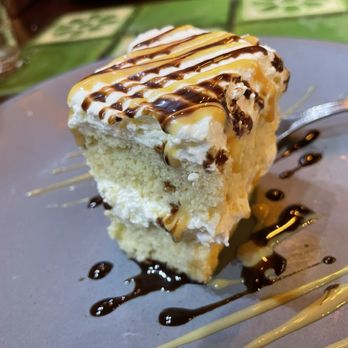 Verde - Tres leches Cake - Mexican Near Me - Fishers, Indiana Verde - Tres leches Cake - Mexican Near Me - Fishers, Indiana