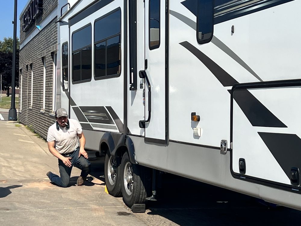 ACHESON TIRE Updated August 2024 10 Photos 203 NE 5th St, Grand