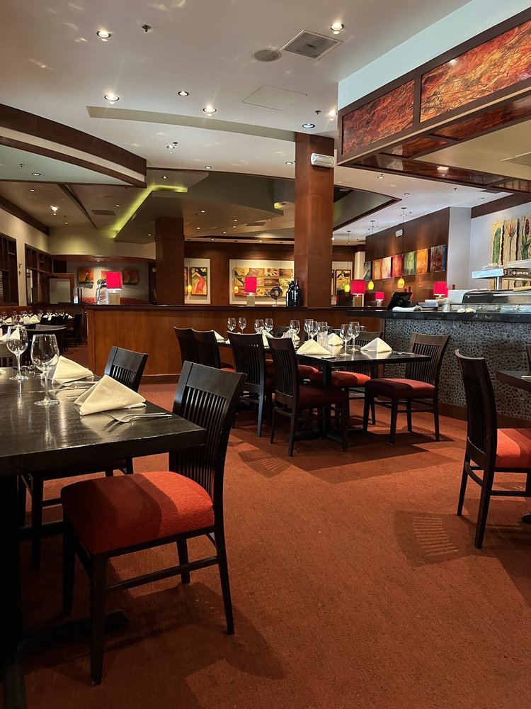 Roy's Restaurant