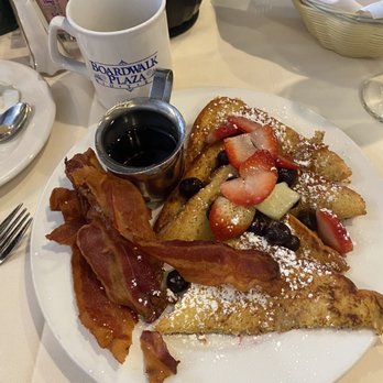 Victoria's Restaurant - Crème Brulée French Toast with berries - Breakfast & Brunch Near Me - Rehoboth Beach, Delaware Victoria's Restaurant - Crème Brulée French Toast with berries - Breakfast & Brunch Near Me - Rehoboth Beach, Delaware