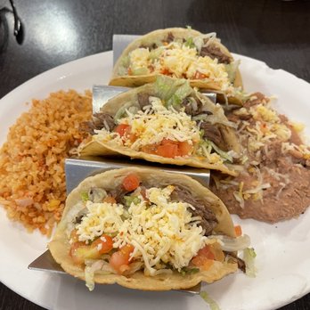 Mi Pueblito Cafe - tacos de desebrada - Mexican Near Me - El Paso, Texas