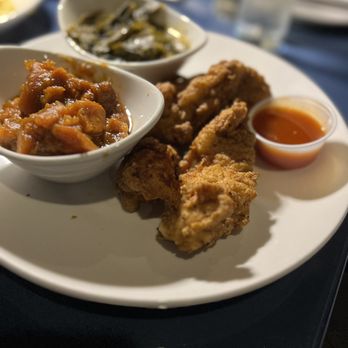 SavannahBlue - Chicken Breast Plate - New American Near Me - Detroit, Michigan