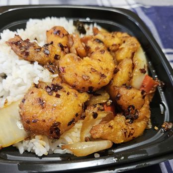 Panda Express - Chili crisp shrimp bowl to go - Chinese Near Me - Glendale Heights, Illinois