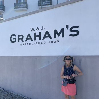 W. & J. Graham & Companhia - Wall outside winery - Beer, Wine & Spirits Near Me - Vila Nova de Gaia, 13