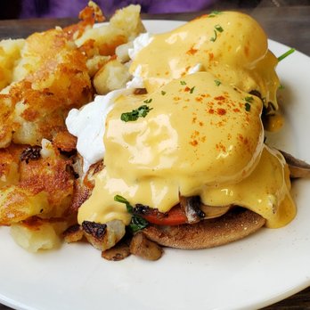 New Taraval Cafe - Breakfast & Brunch Near Me - San Francisco, California