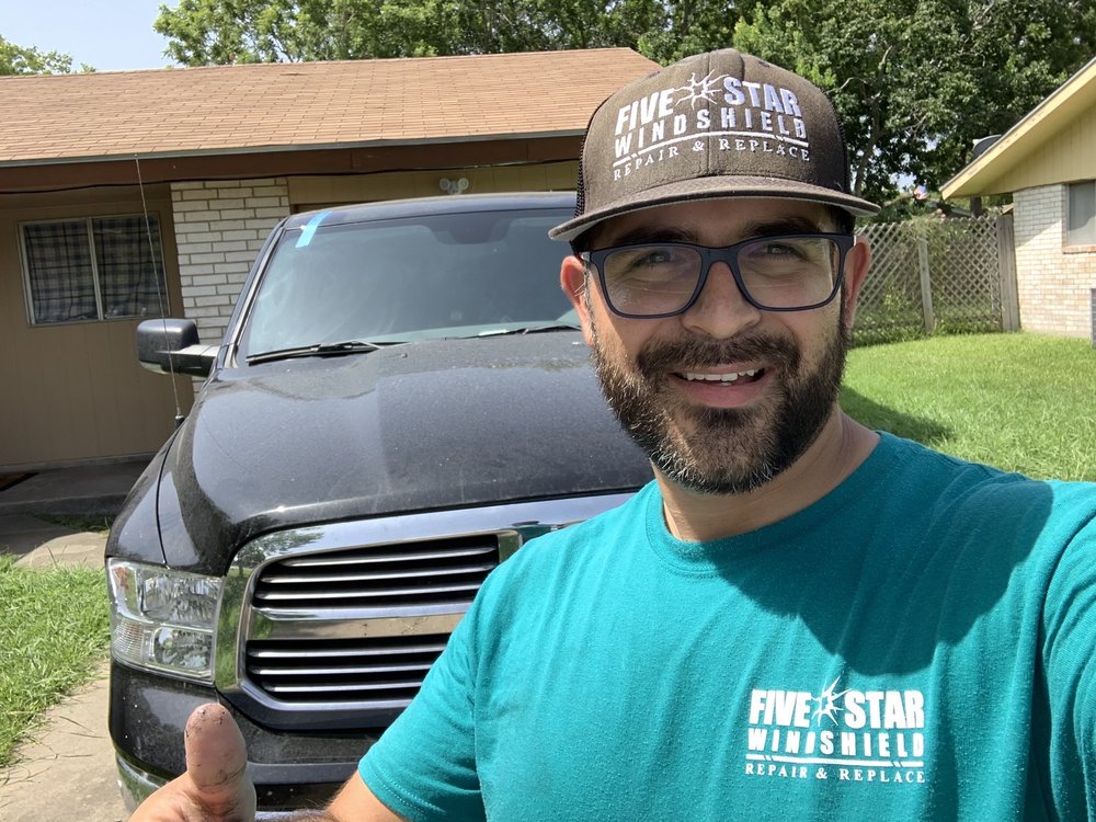 FIVE STAR WINDSHIELD REPAIR & REPLACE Updated July 2024 42 Photos