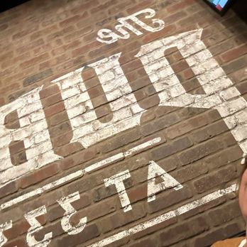 The Pub At 333 - Wall of the booth - Pizza Near Me - Oakmont, Pennsylvania