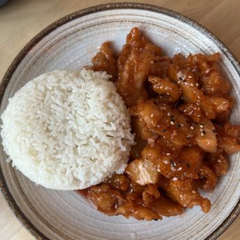 107 Taste Asian Restaurant Brickell - Pineapple Gu Lao Chicken - Japanese Near Me - Miami, Florida 107 Taste Asian Restaurant Brickell - Pineapple Gu Lao Chicken - Japanese Near Me - Miami, Florida