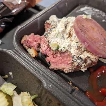 Barn Door Restaurant - Raw Burger - Bars Near Me - Ridgefield, Connecticut Barn Door Restaurant - Raw Burger - Bars Near Me - Ridgefield, Connecticut