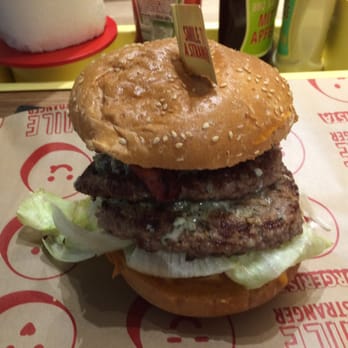 Burgerista - Double burger - Burgers Near Me - Salzburg, 5 Burgerista - Double burger - Burgers Near Me - Salzburg, 5