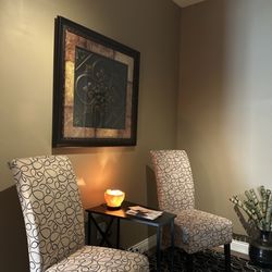 Tranquil Vibe Day Spa - Waiting area