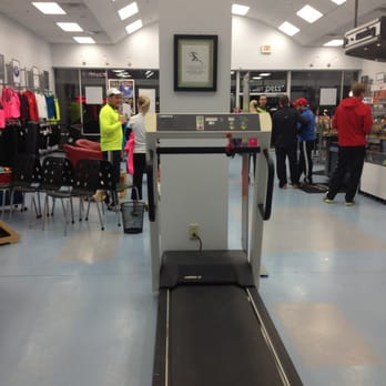 Fleet Feet - Wednesday running club meetup - Sports Wear Near Me - Buffalo, New York