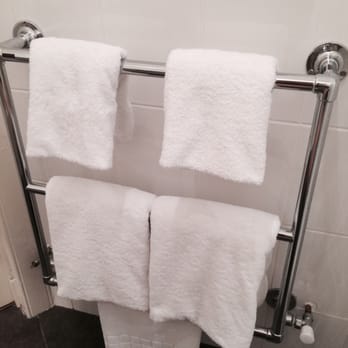 Glenegedale House - Towel warming racks - Guest Houses Near Me