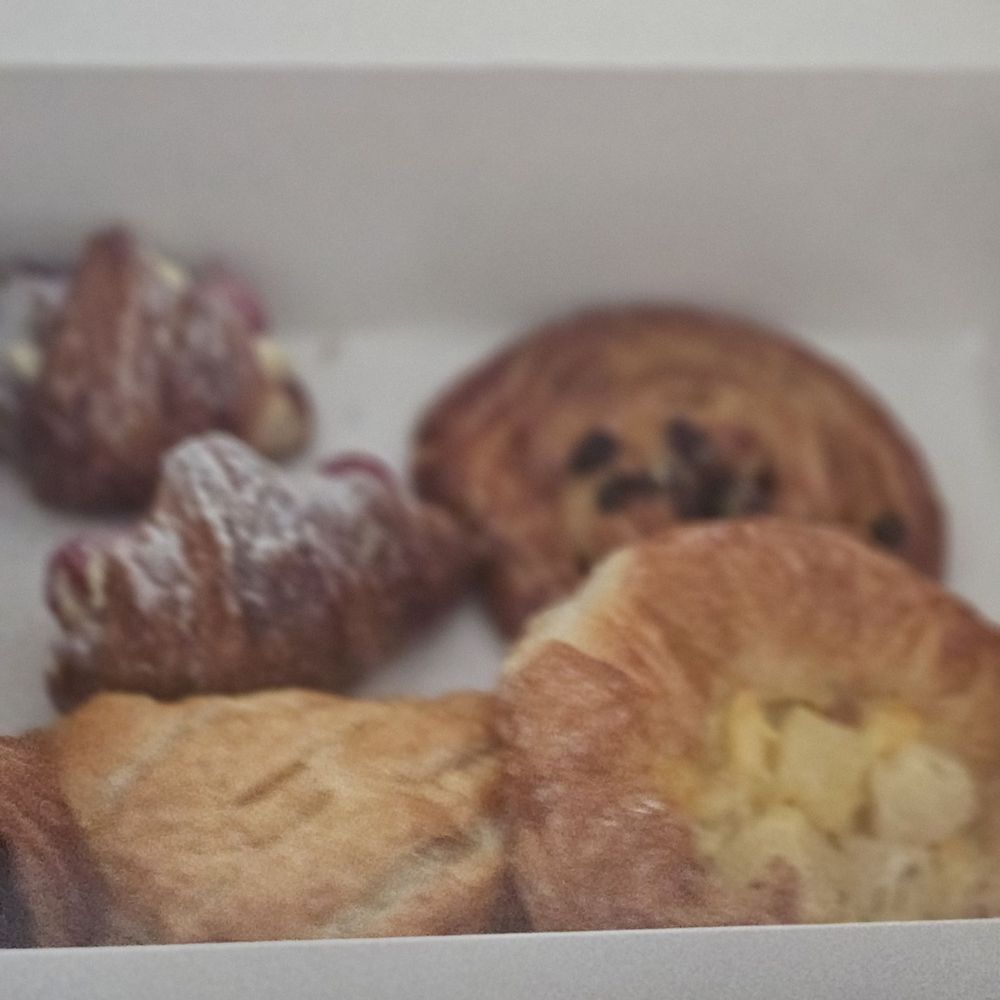 Paris Baguette - Various pastries - Coffee & Tea Near Me - Mt. Pleasant, South Carolina Paris Baguette - Various pastries - Coffee & Tea Near Me - Mt. Pleasant, South Carolina