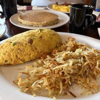 Cozy Corner - Logan Square - Denver Omelette and pancakes - Diners Near Me - Chicago, Illinois Cozy Corner - Logan Square - Denver Omelette and pancakes - Diners Near Me - Chicago, Illinois
