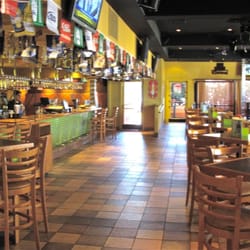 Acapulco Restaurant & Cantina - Huge bar area