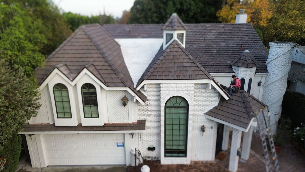 Slide of Pacific Roofers