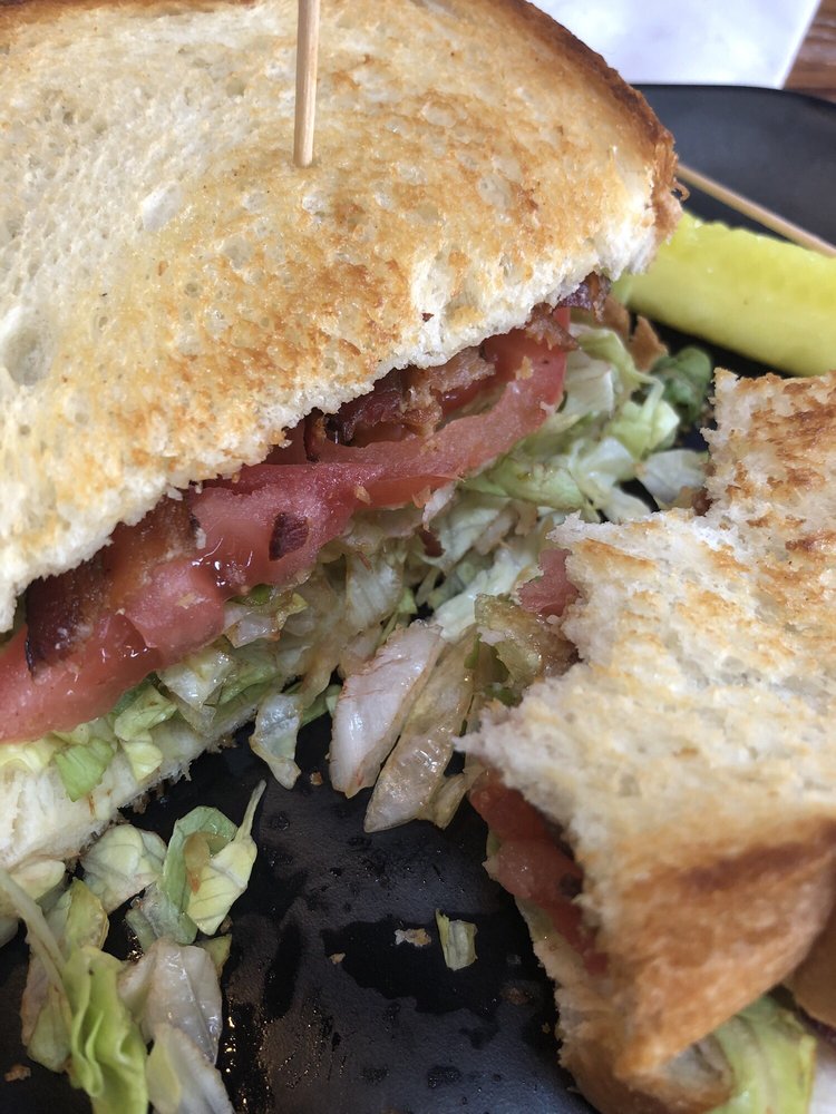 MT LOOKOUT TAVERN 31 Photos & 57 Reviews Sports Bars 3209 Linwood