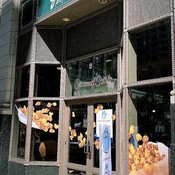 Garrett Popcorn Shops - Popcorn Shops Near Me - Chicago, Illinois
