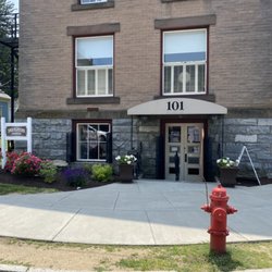 Underground Barbers - Front of shop