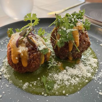 Coarse by Chef Reginald Scott - Smokehouse Near Me - Houston, Texas Coarse by Chef Reginald Scott - Smokehouse Near Me - Houston, Texas