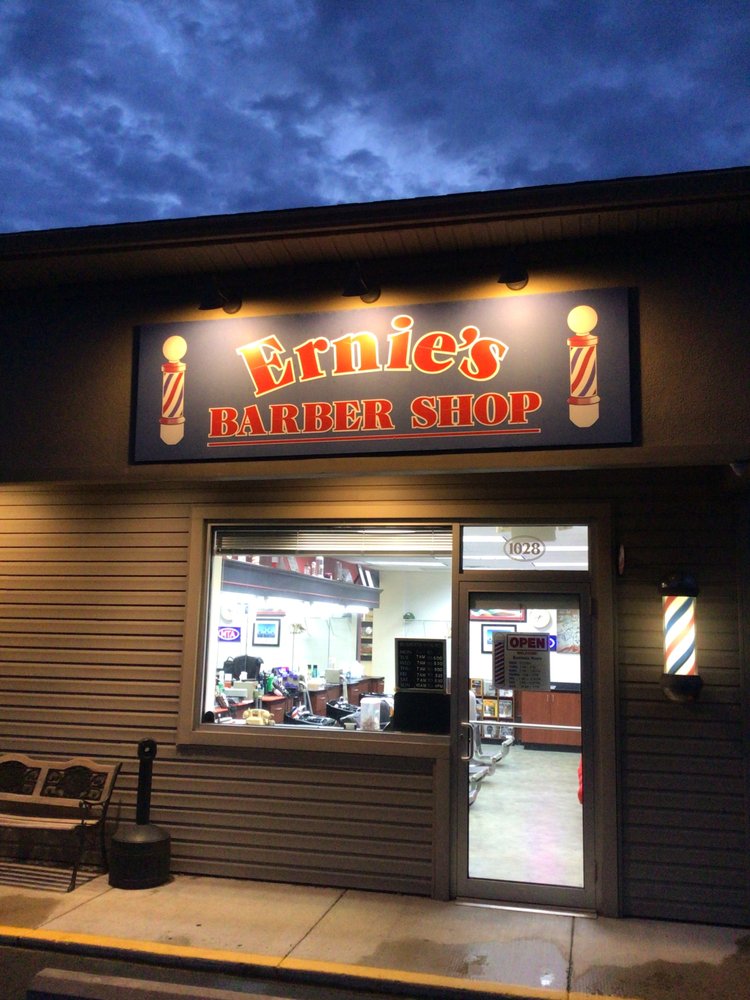 Ernie's Barber Shop Logo